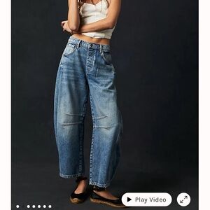 We The Free Good Luck Mid-Rise Barrel Jeans size 24